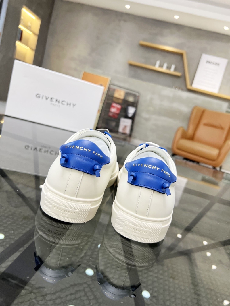 Givenchy Sneakers